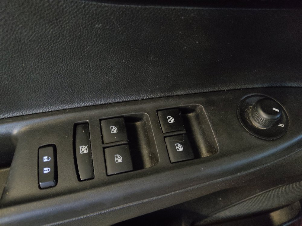 Used 2021 Chevrolet Spark LT FWD image 27