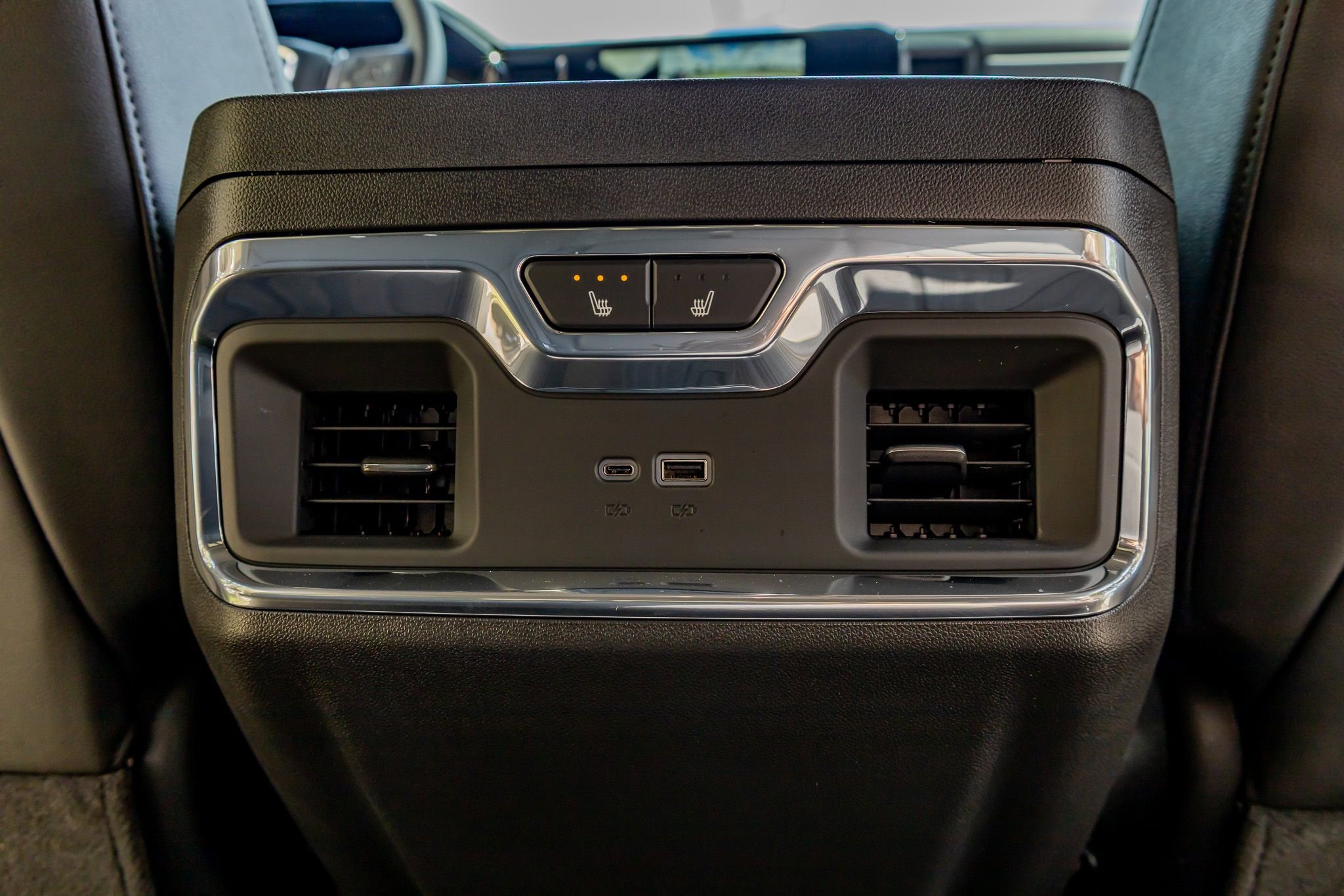 Used 2026 GMC Sierra 1500 SLT w/ SLT Premium Plus Package image 33