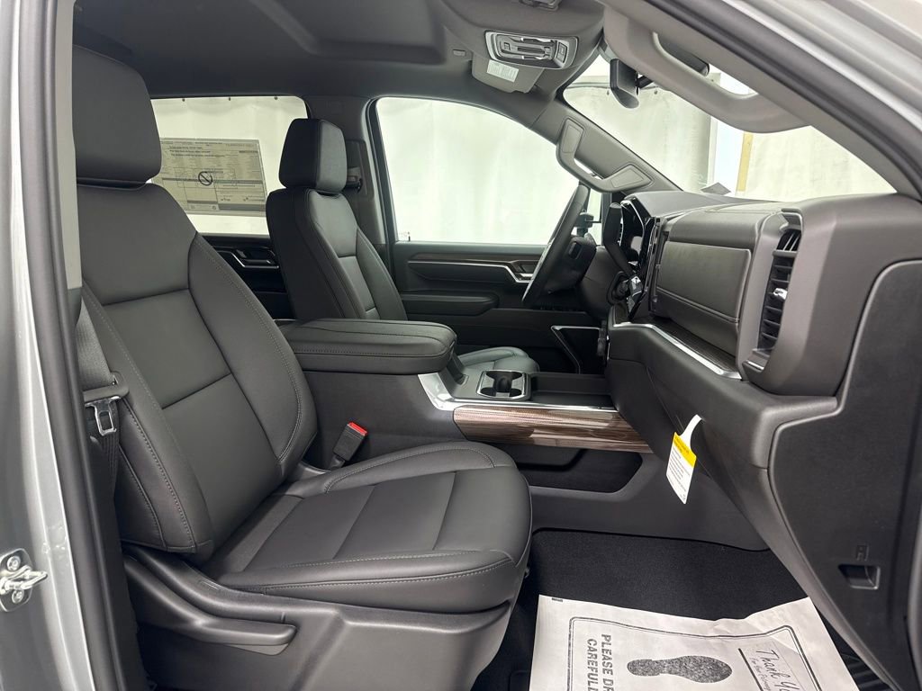 New 2026 Chevrolet Silverado 2500 LT w/ Trail Boss Package image 9
