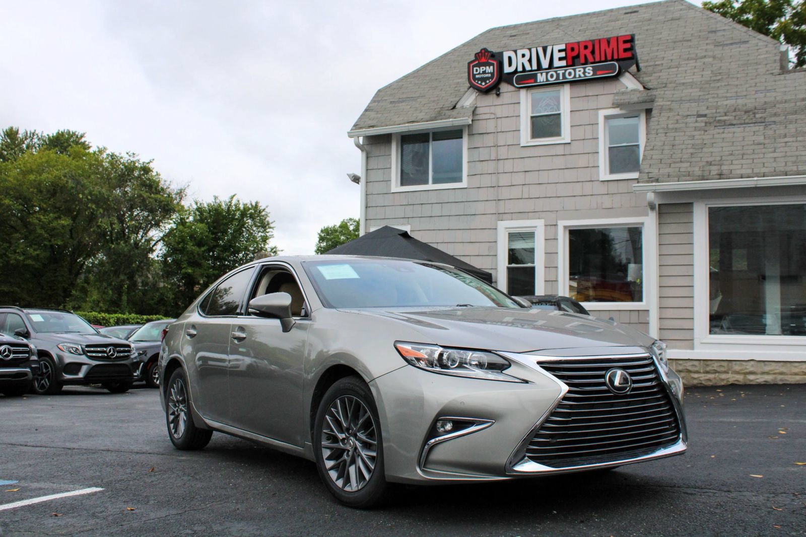 Used 2018 Lexus ES 350 w/ Navigation System Package