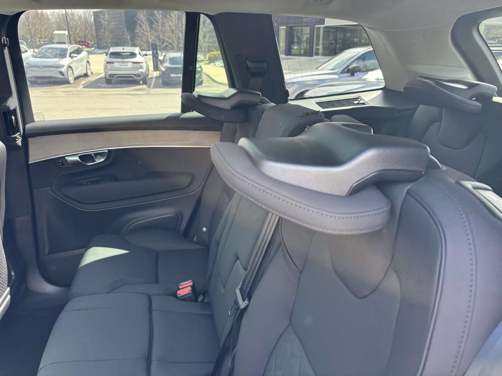 New 2026 Volvo XC90 B6 Plus w/ Protection Package Premier AWD/4WD image 26