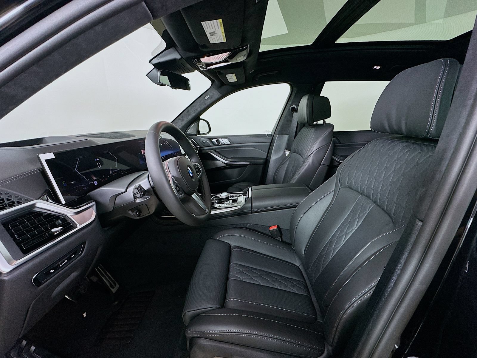 New 2027 BMW X7 xDrive40i w/ Executive Package AWD/4WD image 32