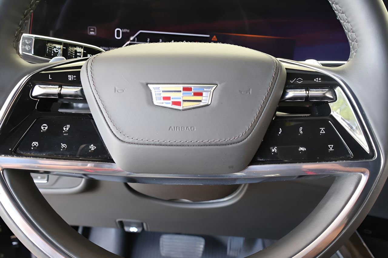 Used 2025 Cadillac Escalade Sport Platinum AWD/4WD image 24