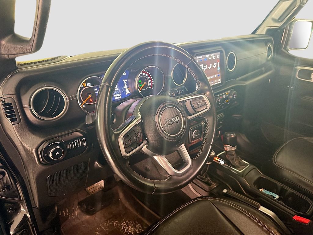 Used 2021 Jeep Wrangler Unlimited Sahara w/ Uconnect 4C Nav & Sound Group AWD/4WD image 9