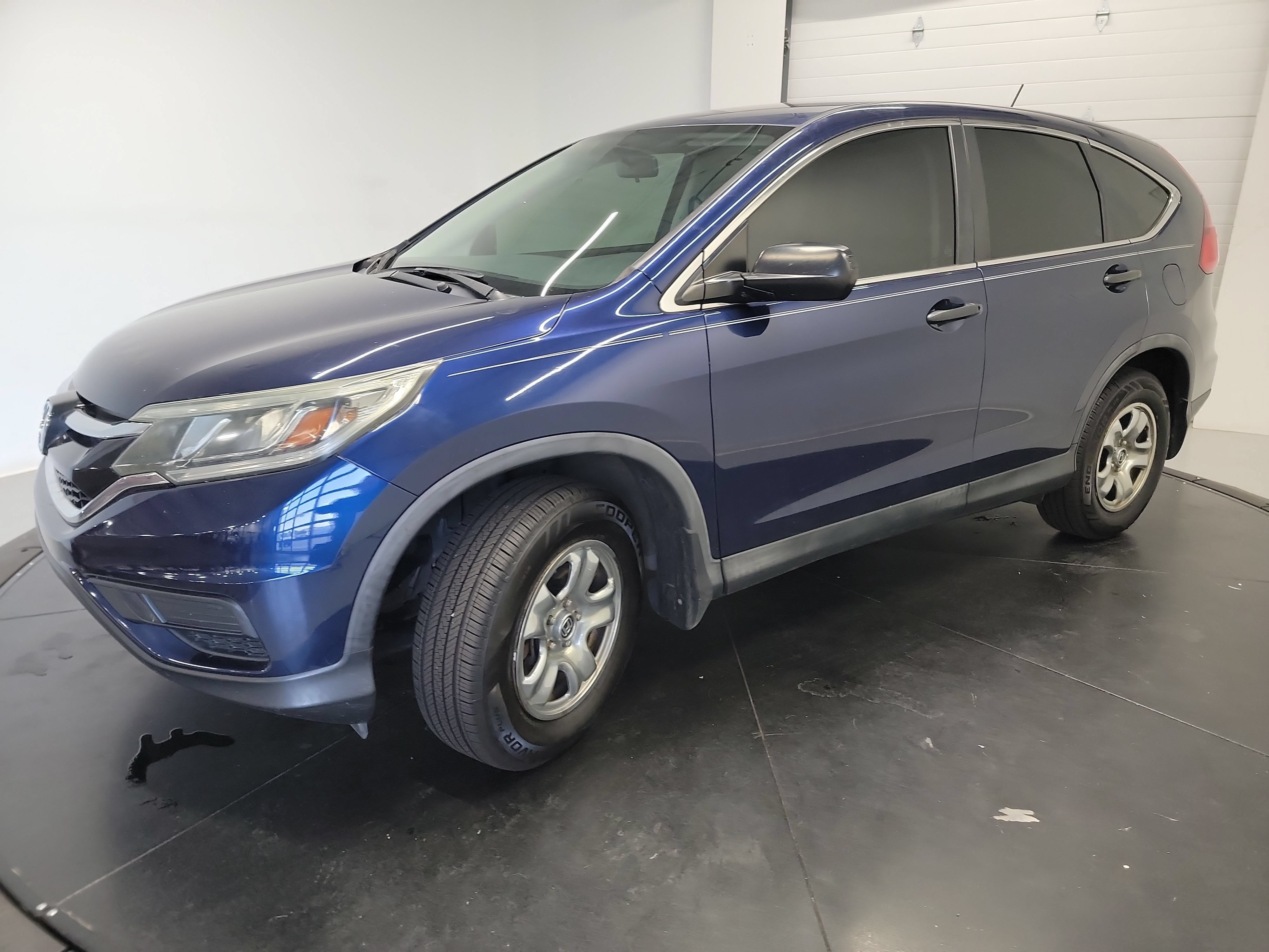 Used 2015 Honda CR-V LX image 3