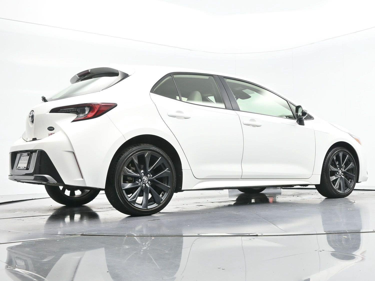 Used 2024 Toyota Corolla XSE FWD image 49