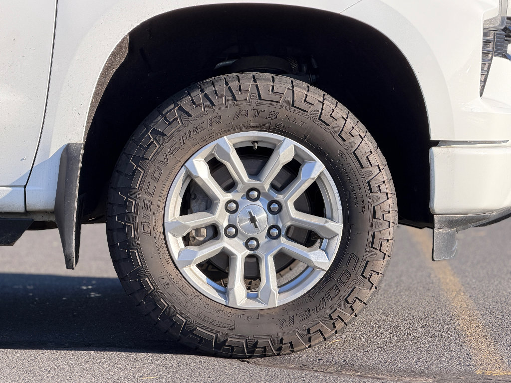 Certified 2023 Chevrolet Silverado 1500 RST w/ Convenience Package II image 13