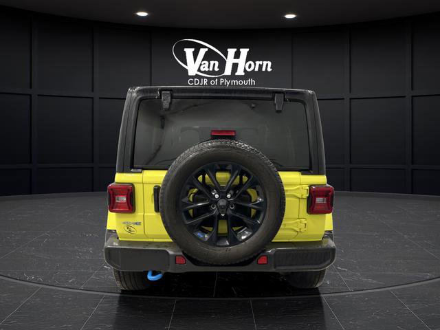 Used 2023 Jeep Wrangler Unlimited Sahara w/ Cold Weather Group image 13