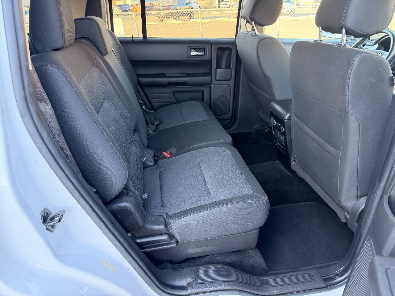 Used 2017 Ford Flex SE FWD image 34