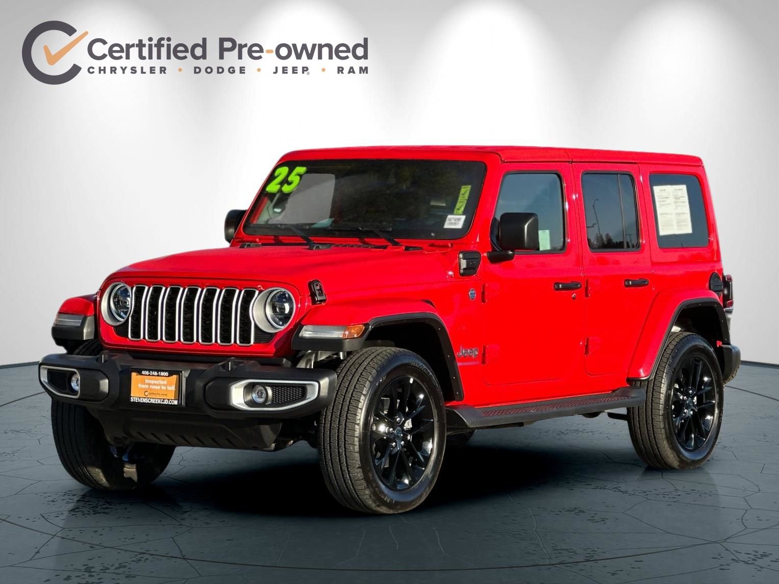 Used 2025 Jeep Wrangler Unlimited Sahara image 8