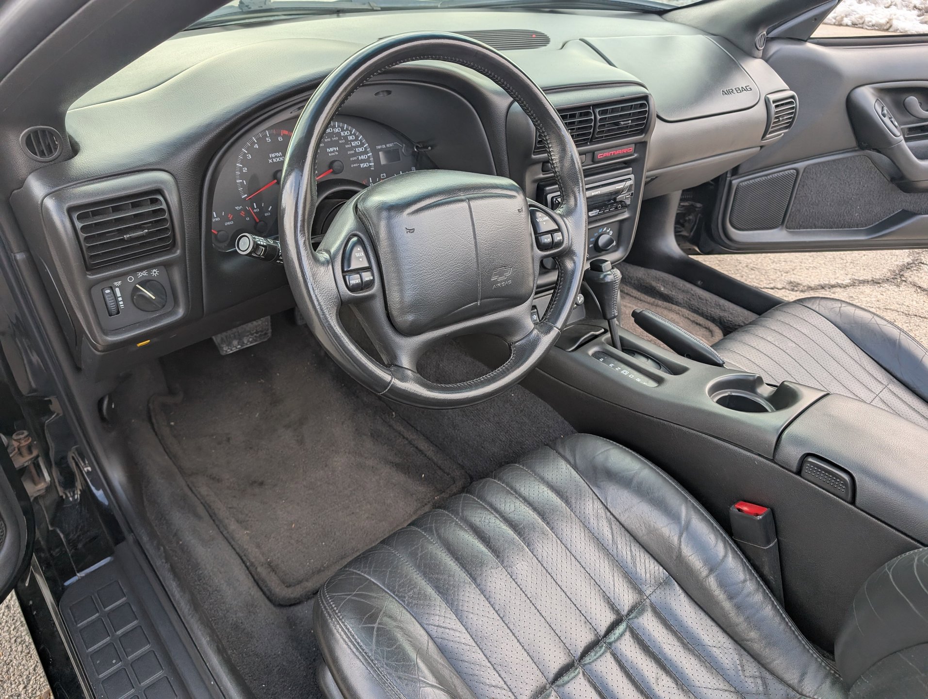 Used 2001 Chevrolet Camaro Z28 w/ SS Performance/Appearance Pkg image 7