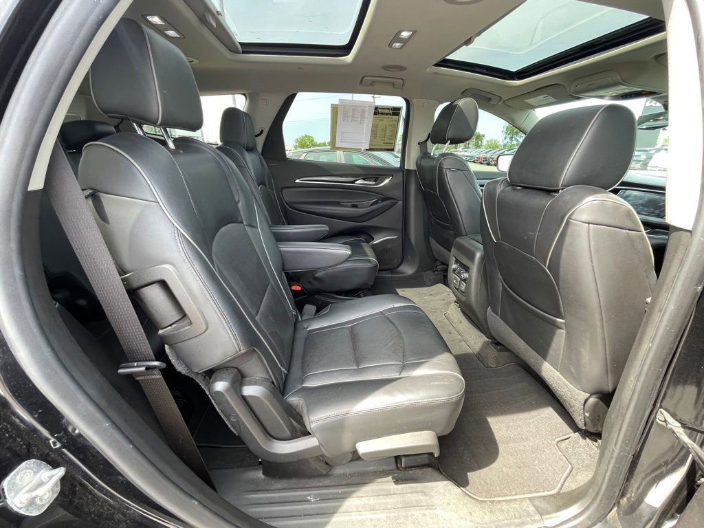 Used 2019 Buick Enclave Avenir w/ Avenir Technology Package AWD/4WD image 24