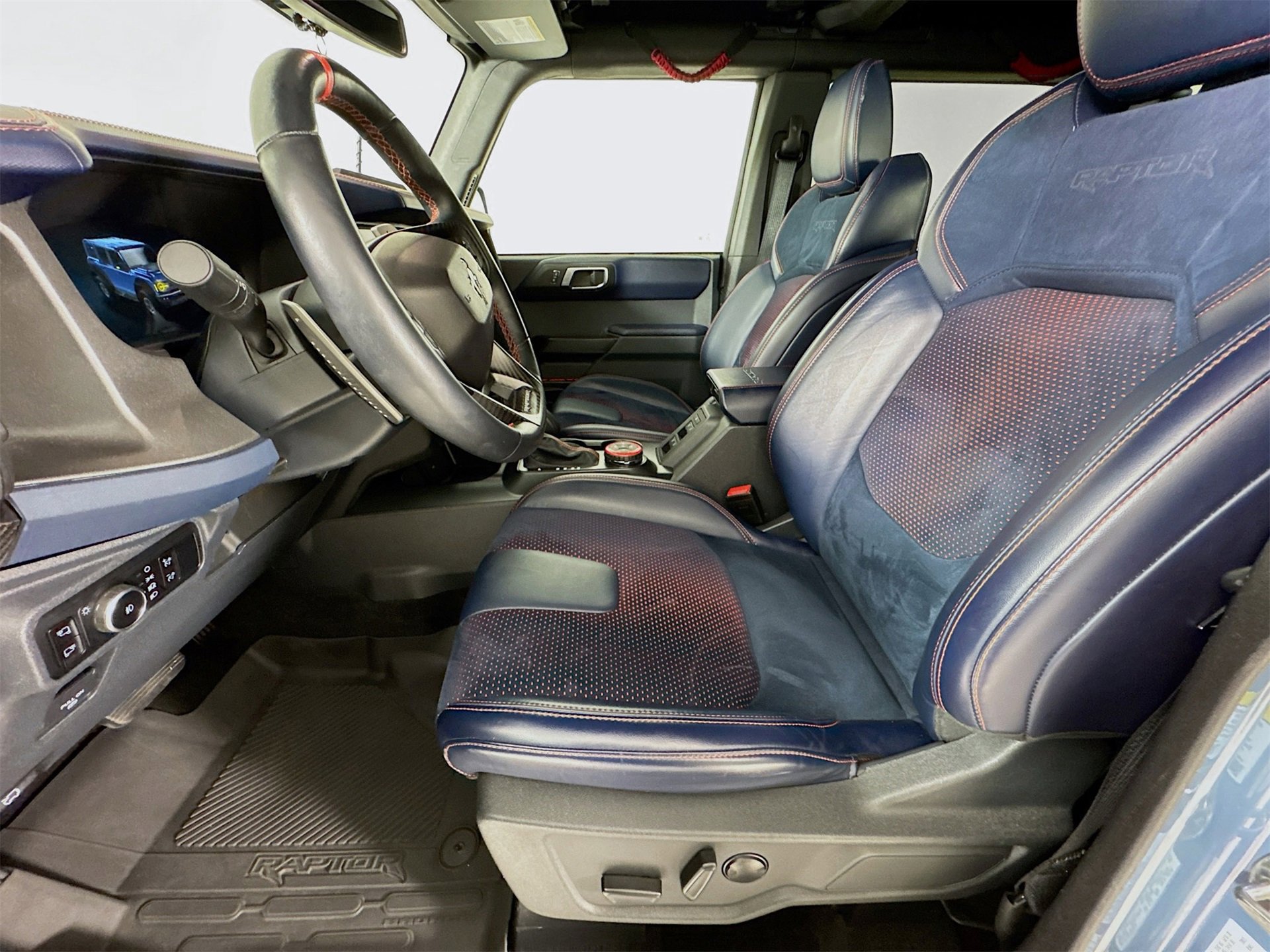 Used 2024 Ford Bronco Raptor w/ Interior Carbon Fiber Pack 6 image 21