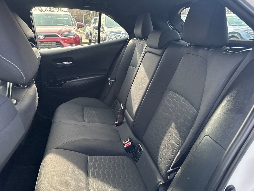 Used 2025 Toyota Corolla SE image 34
