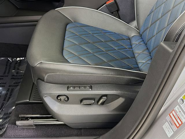 New 2026 Volkswagen Atlas Cross Sport SEL Premium R-Line image 22