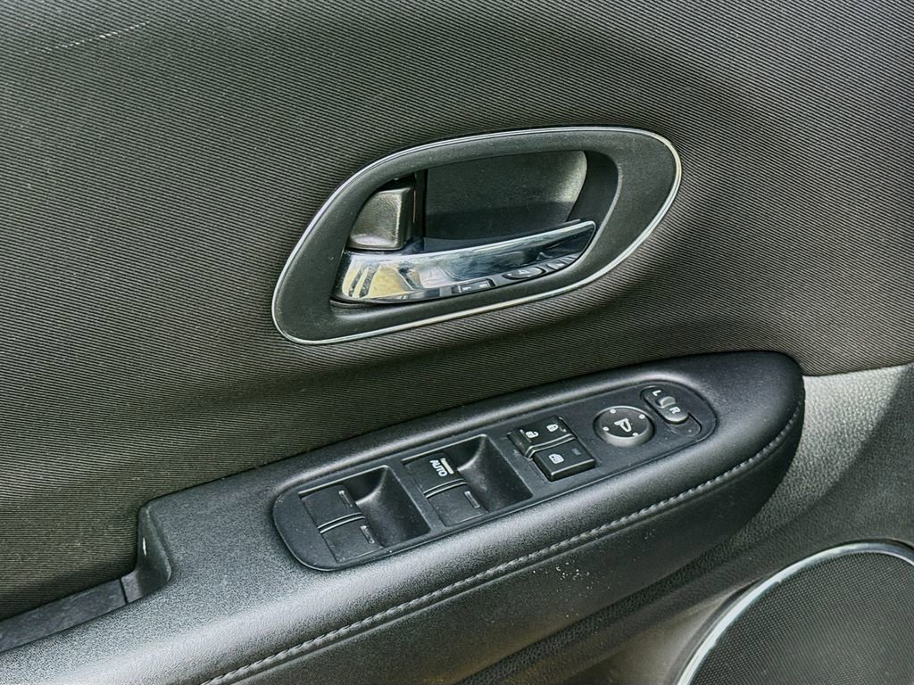 Used 2016 Honda HR-V EX image 20
