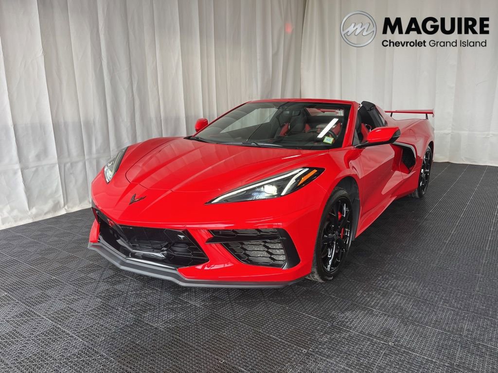 Used 2022 Chevrolet Corvette Stingray Preferred Conv w/ Z51 Performance Package RWD image 1