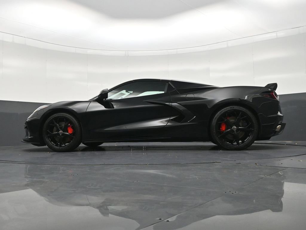 Used 2021 Chevrolet Corvette Stingray Premium Conv w/ Z51 Performance Package RWD image 23