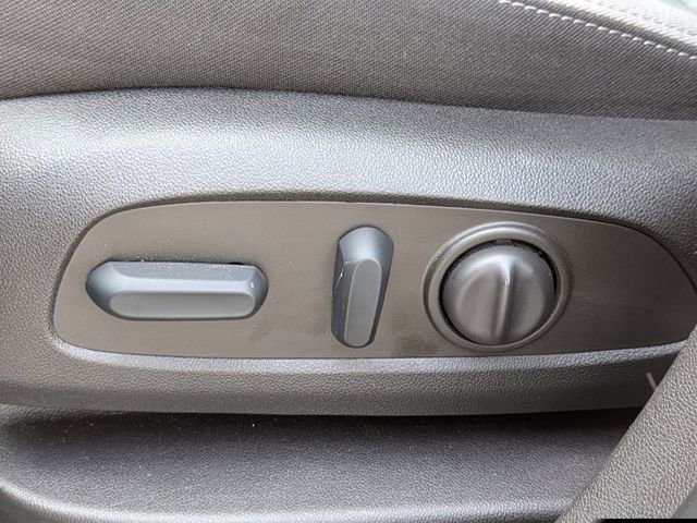 Used 2022 Chevrolet Equinox LT image 21