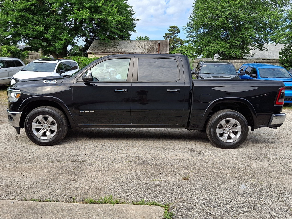 Used 2022 RAM 1500 Laramie AWD/4WD image 2