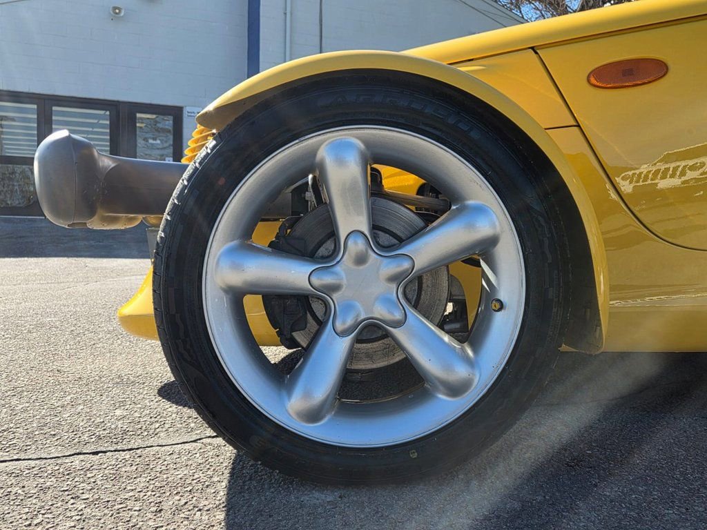 Used 1999 Plymouth Prowler RWD image 11