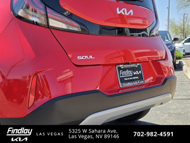 Used 2023 Kia Soul LX w/ LX Technology Package FWD image 8