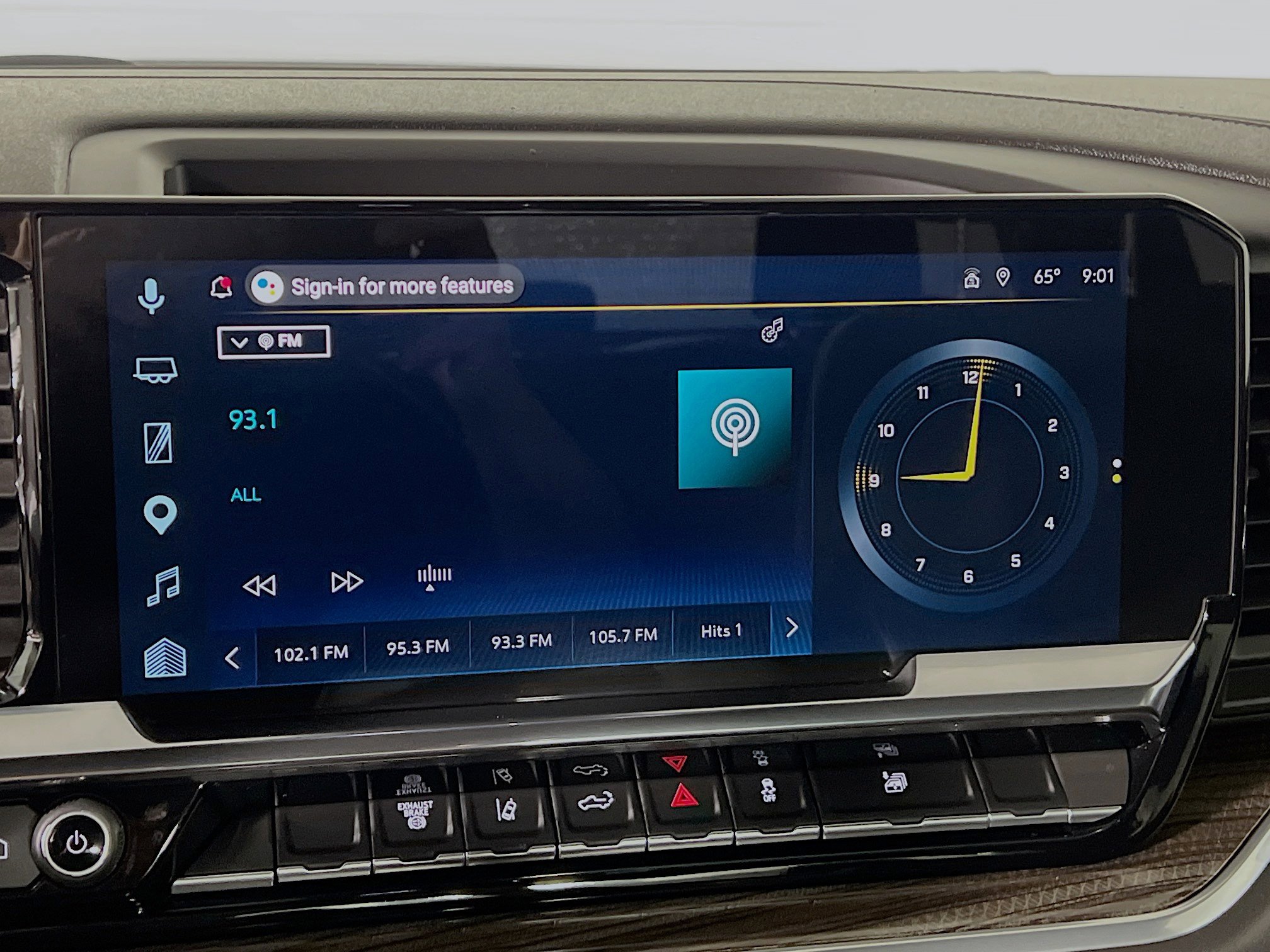 Used 2025 Chevrolet Silverado 2500 LT w/ Convenience Package image 26