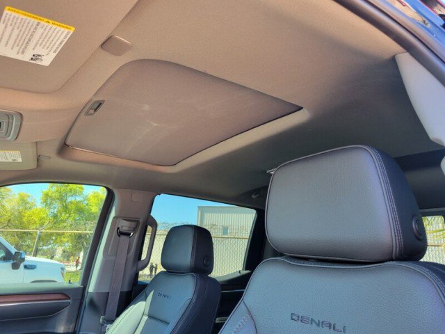 Used 2024 GMC Sierra 1500 Denali w/ Technology Package image 24