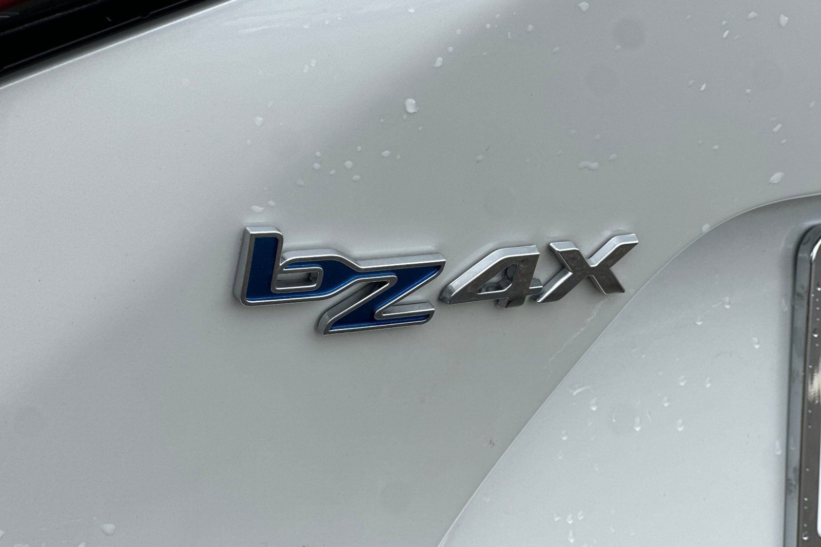 Used 2023 Toyota bZ4X Limited image 51