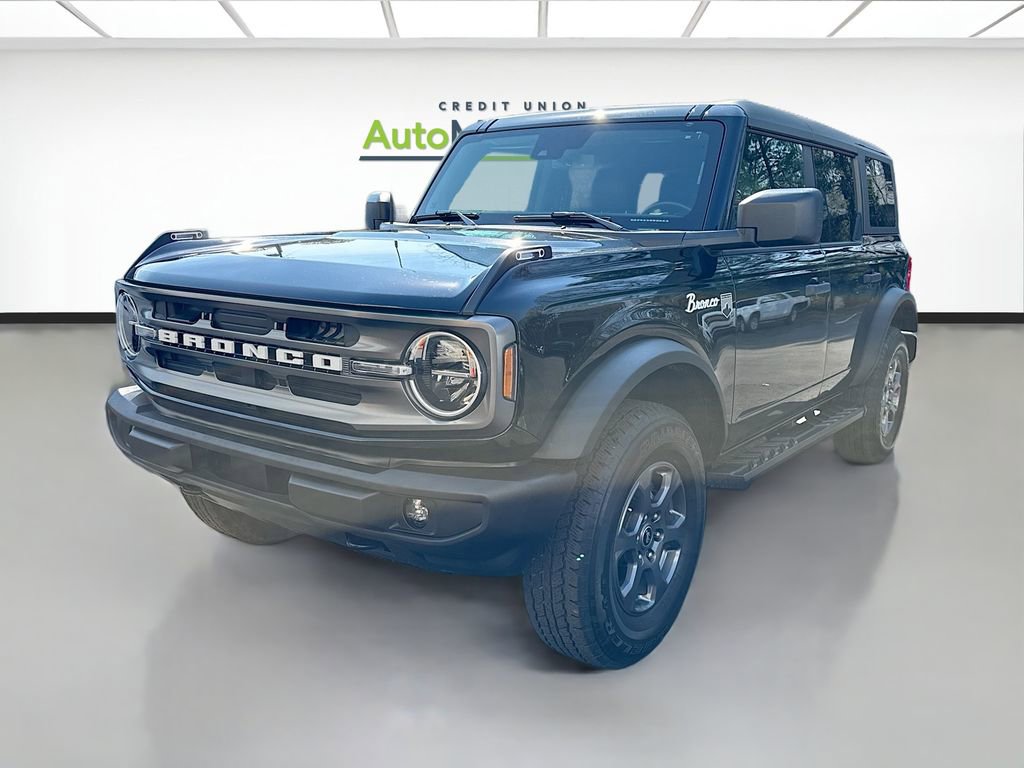 Used 2024 Ford Bronco Big Bend image 3