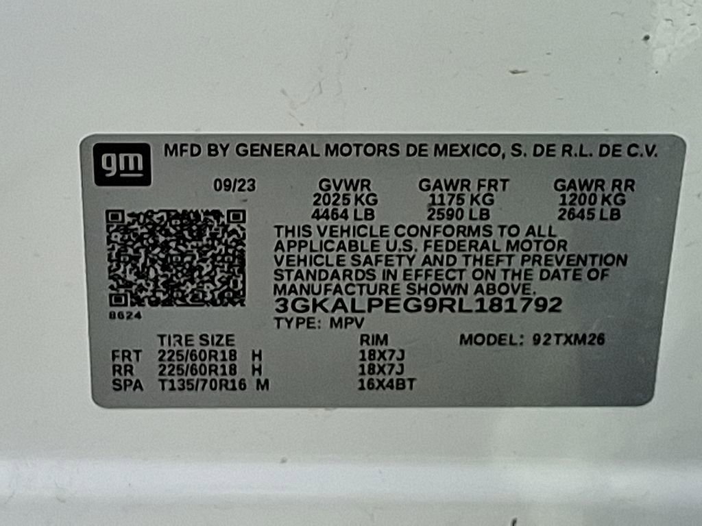 Used 2024 GMC Terrain SLT image 25