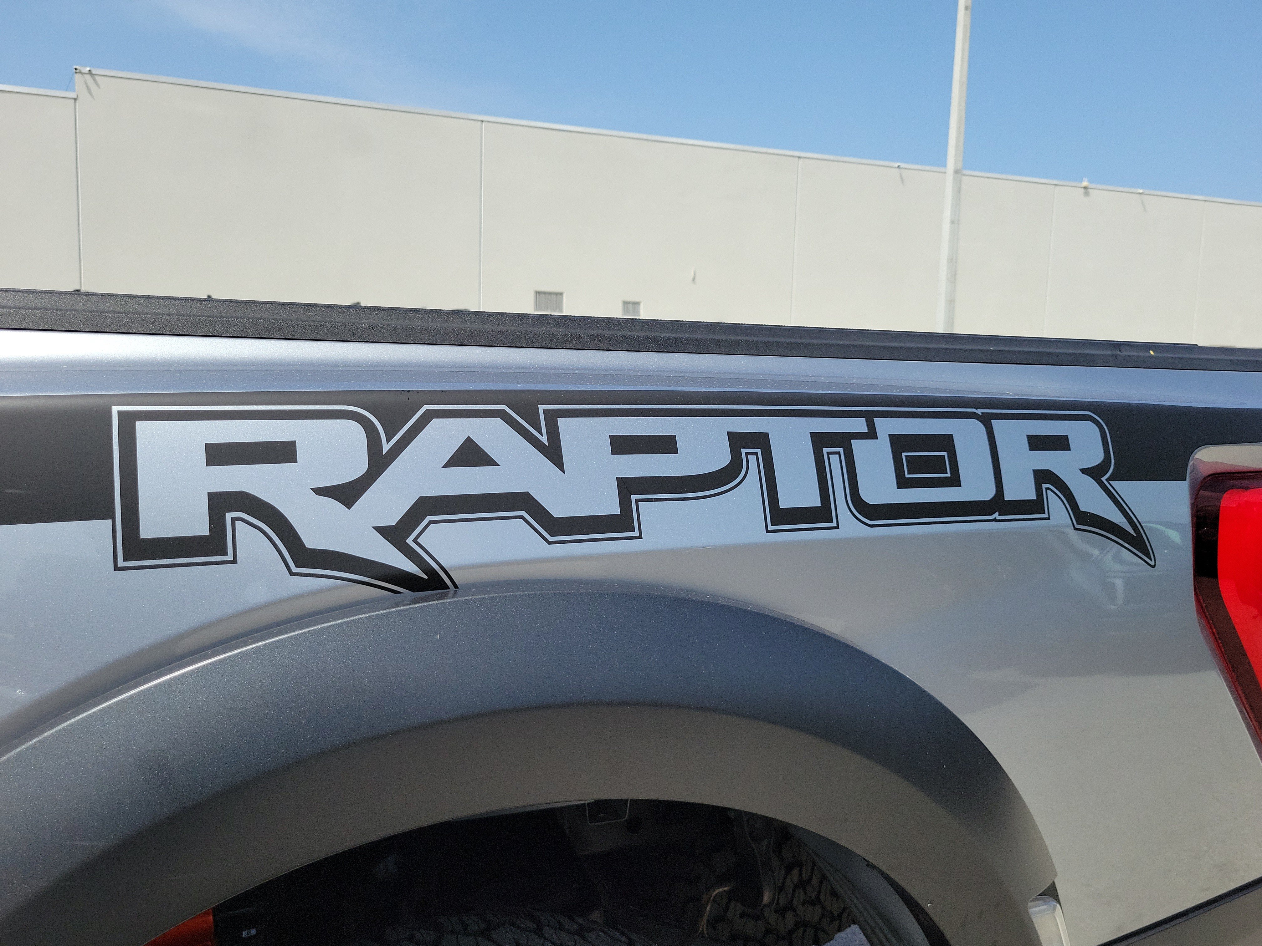 Certified 2022 Ford F150 Raptor w/ Equipment Group 801A High AWD/4WD image 30