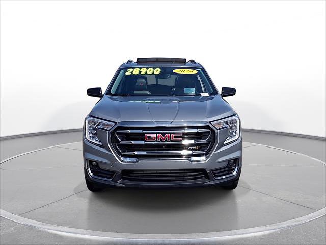Used 2024 GMC Terrain AT4 w/ Tech Package image 3