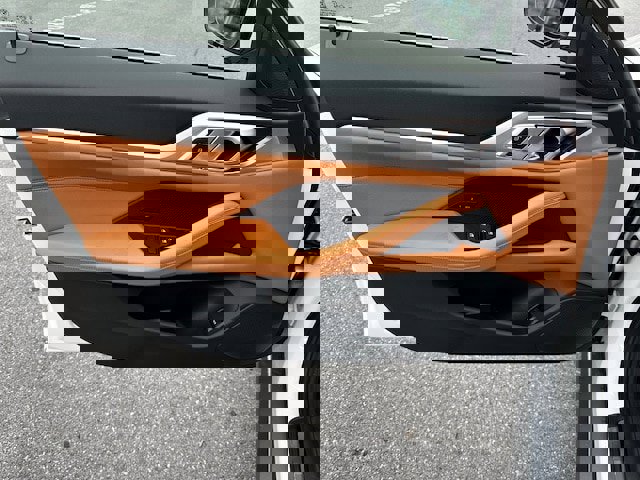 New 2025 BMW i4 xDrive40i image 12