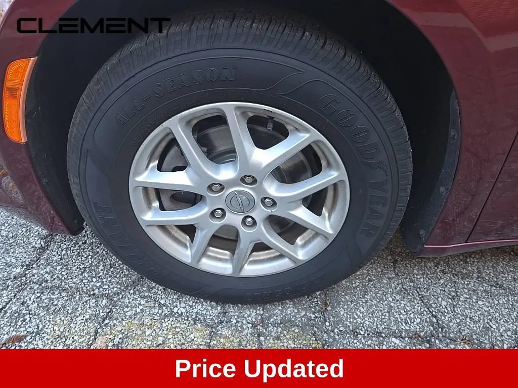 Used 2020 Chrysler Pacifica Touring-L FWD image 37