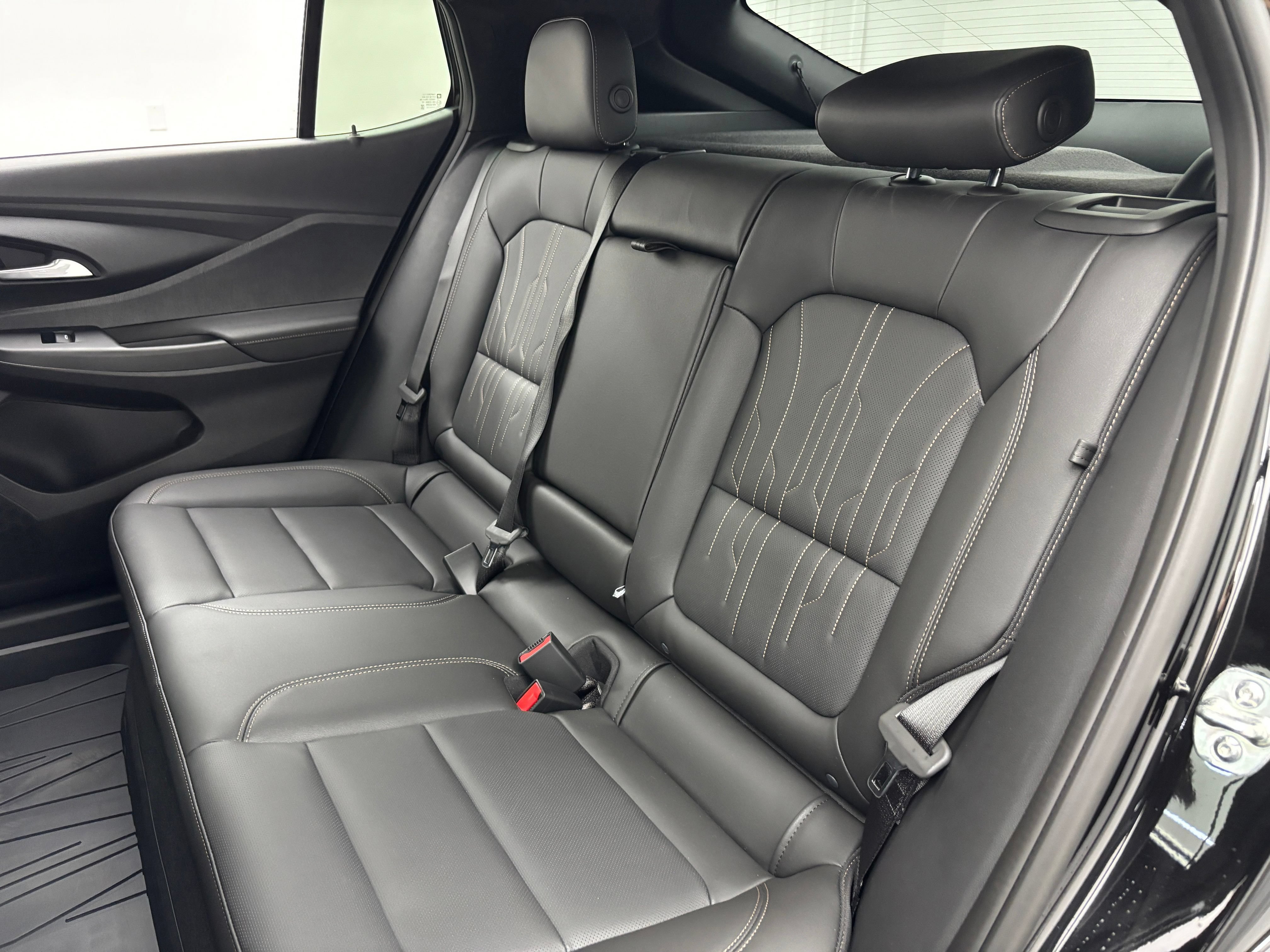 New 2026 Buick Envista Avenir FWD image 40