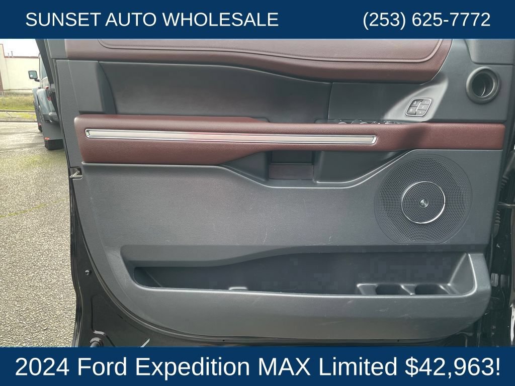 Used 2024 Ford Expedition Max Limited AWD/4WD image 28