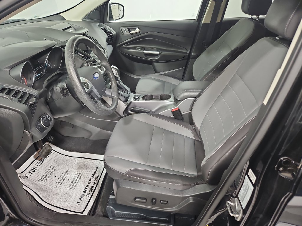 Used 2016 Ford Escape SE w/ Equipment Group 201A AWD/4WD image 10
