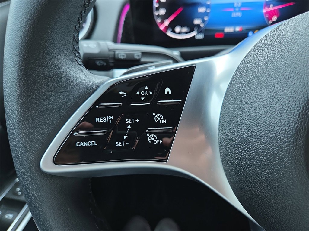 Certified 2025 Mercedes-Benz GLB 250 image 21