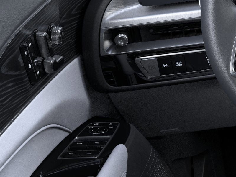 New 2025 Cadillac Lyriq Luxury AWD/4WD image 22