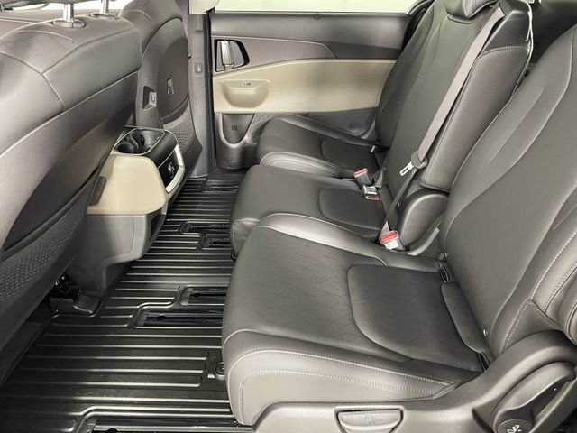 New 2026 Kia Carnival EX FWD image 14