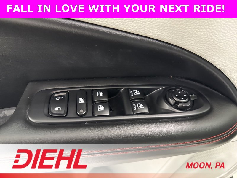 Certified 2018 Jeep Compass Limited w/ Navigation Group image 22