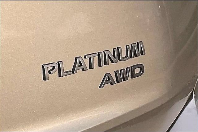 Certified 2025 Nissan Rogue Platinum AWD/4WD image 8