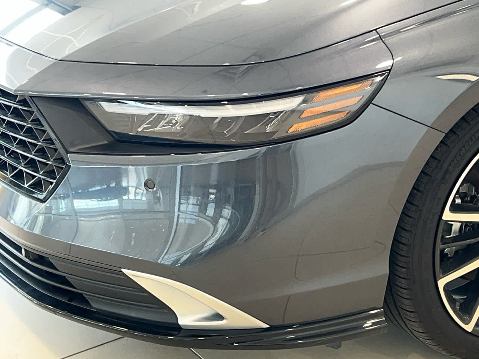 Certified 2025 Honda Accord Touring image 4