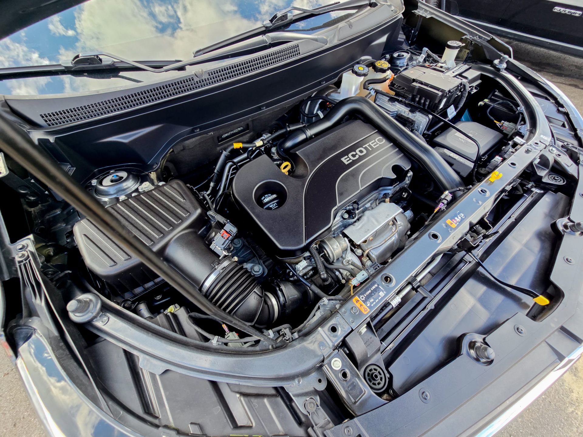 Used 2018 Chevrolet Equinox LT image 36