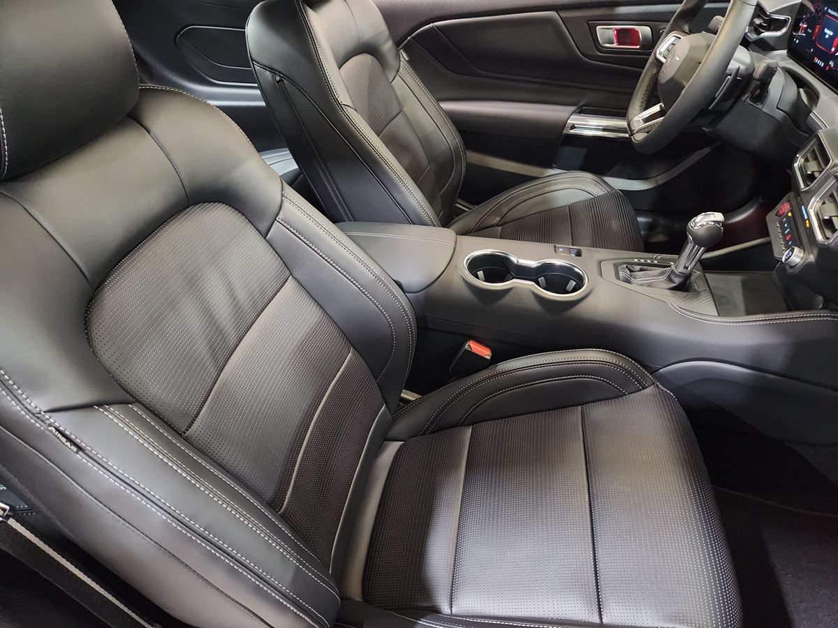 Used 2025 Ford Mustang GT Premium w/ 60th Anniversary Package RWD image 31