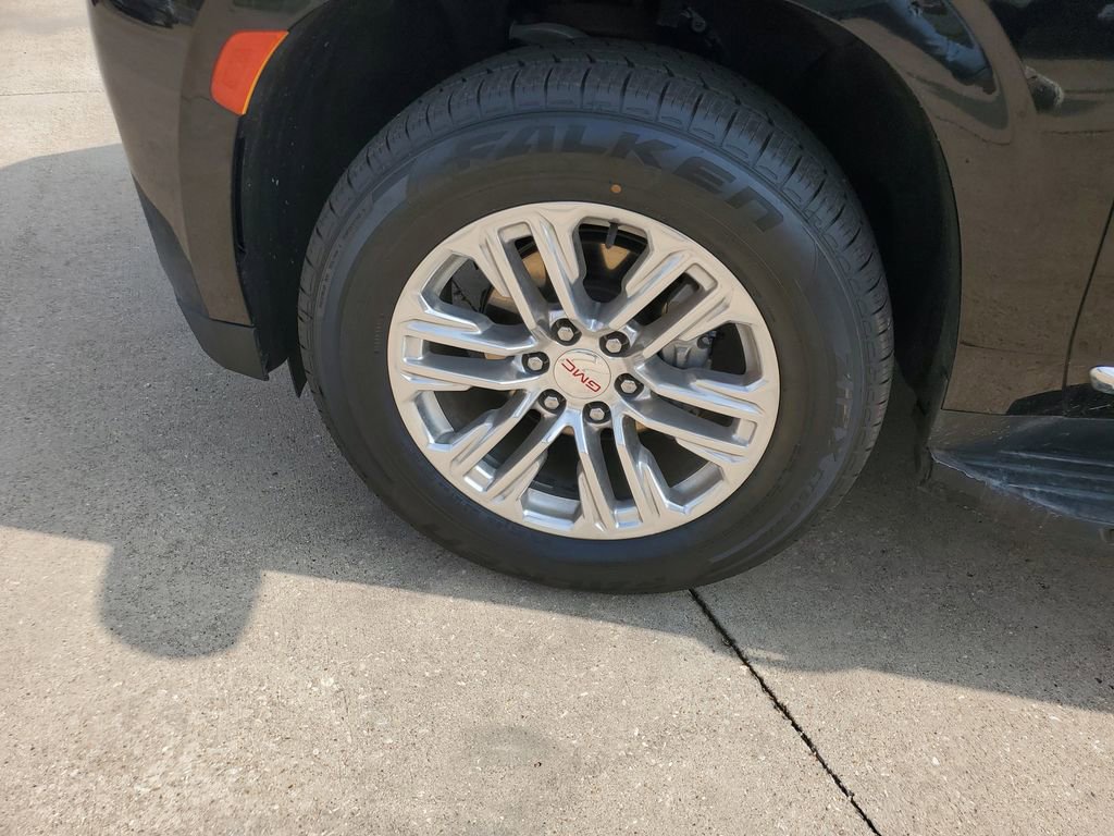 Used 2022 GMC Yukon SLT image 5