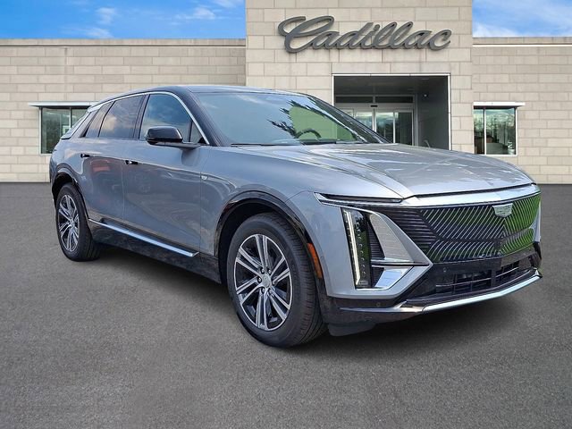 New 2025 Cadillac Lyriq Luxury w/ LPO, Floor Liner Package AWD/4WD image 2