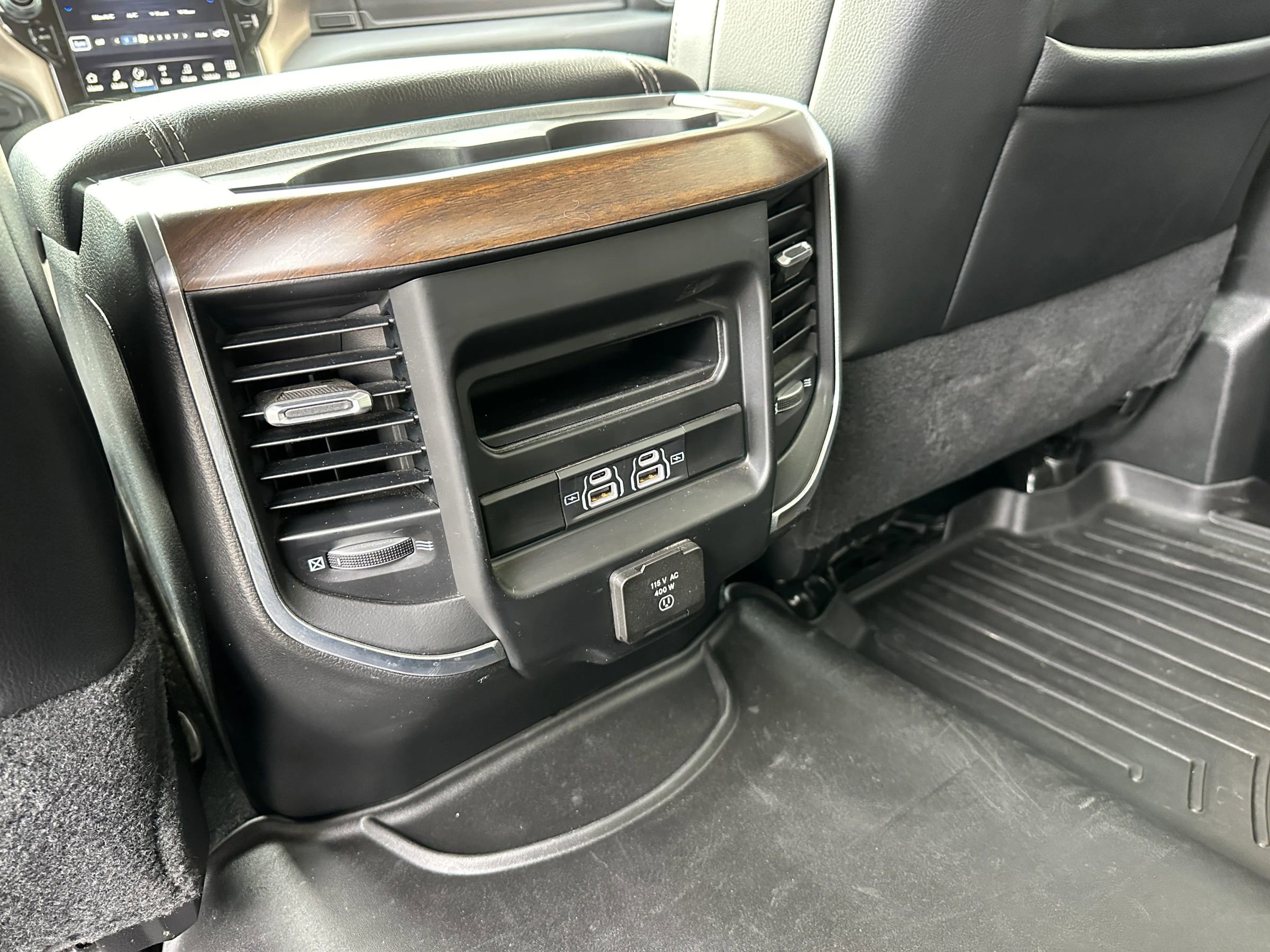 Used 2022 RAM 4500 Laramie image 30