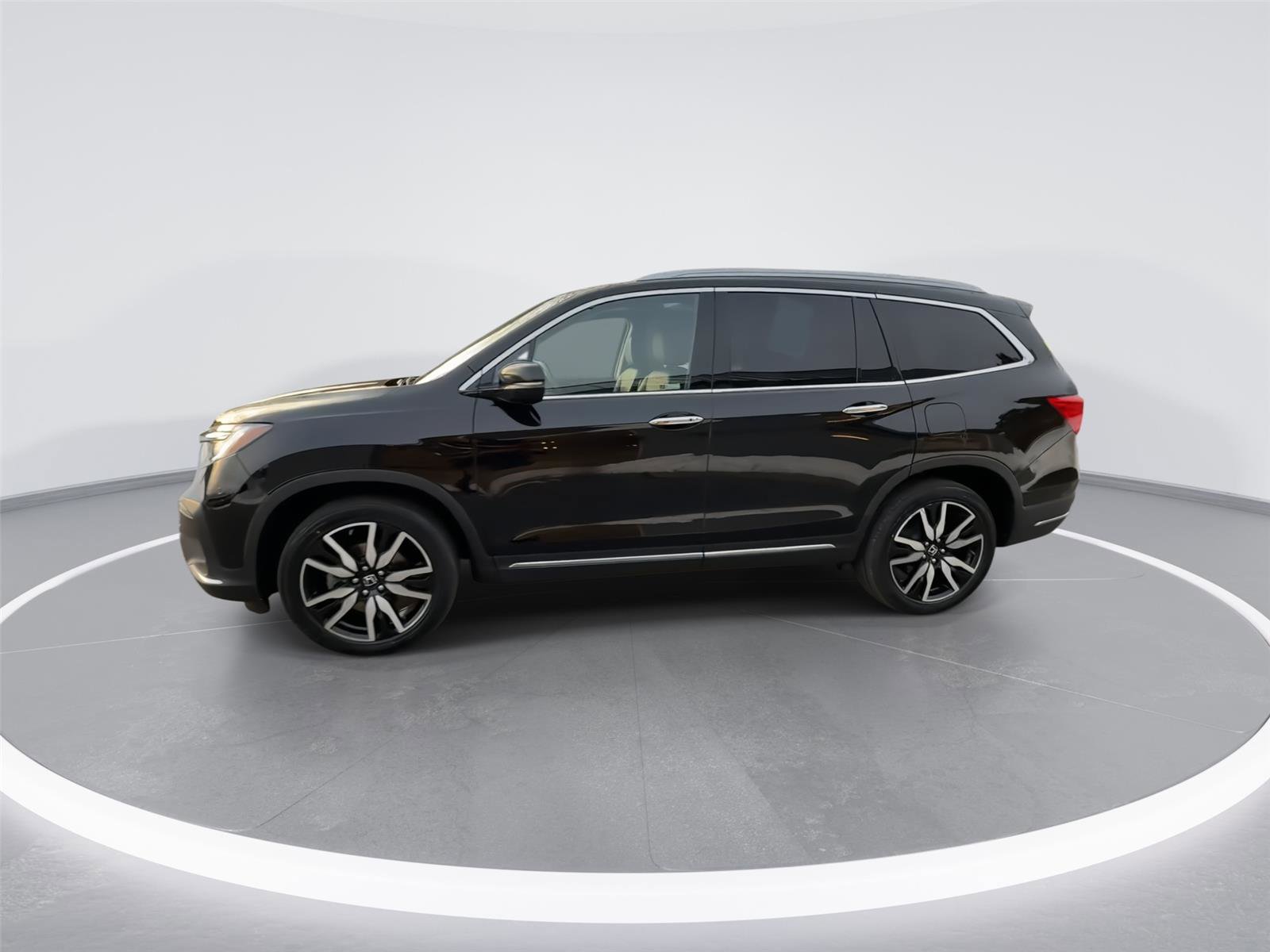 Used 2022 Honda Pilot Touring image 5